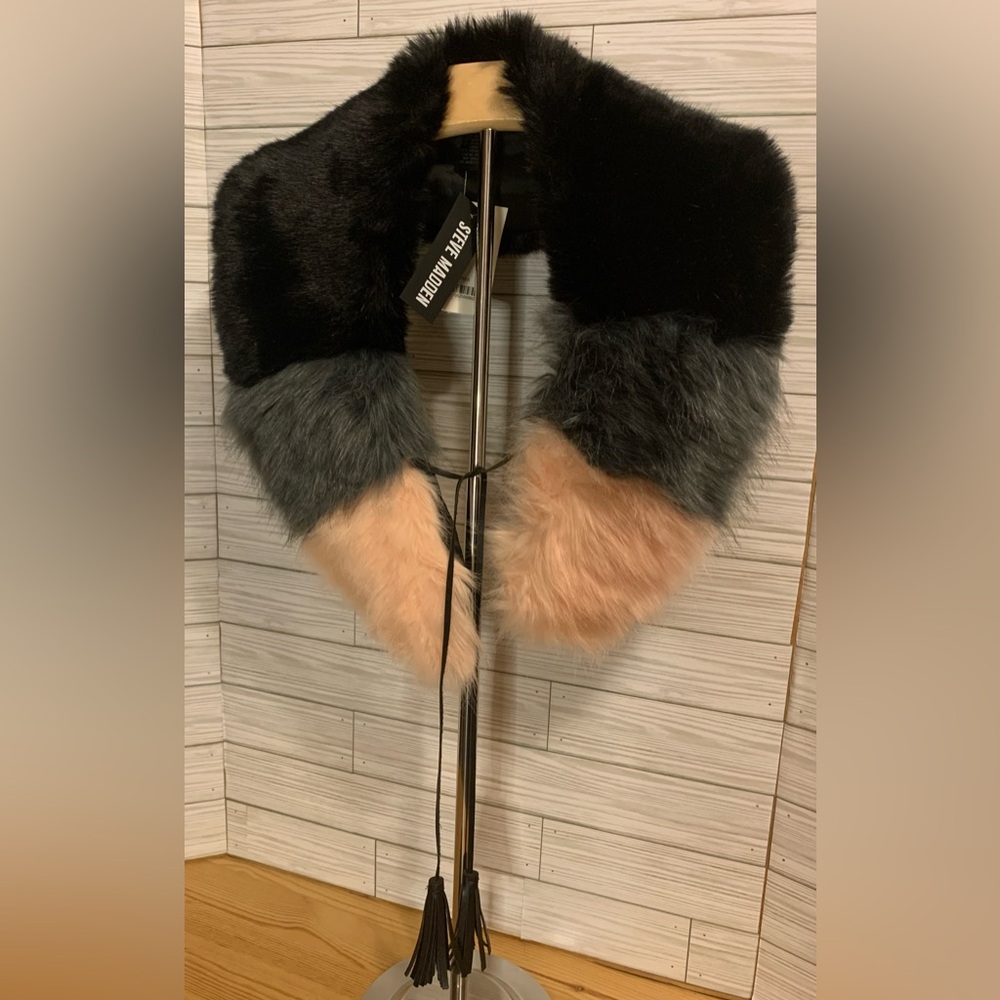 Steve Madden Faux Fur Fashion Scarf